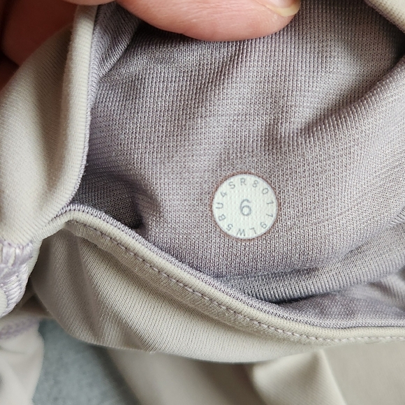 Lululemon Leggings - Picture 4 of 5